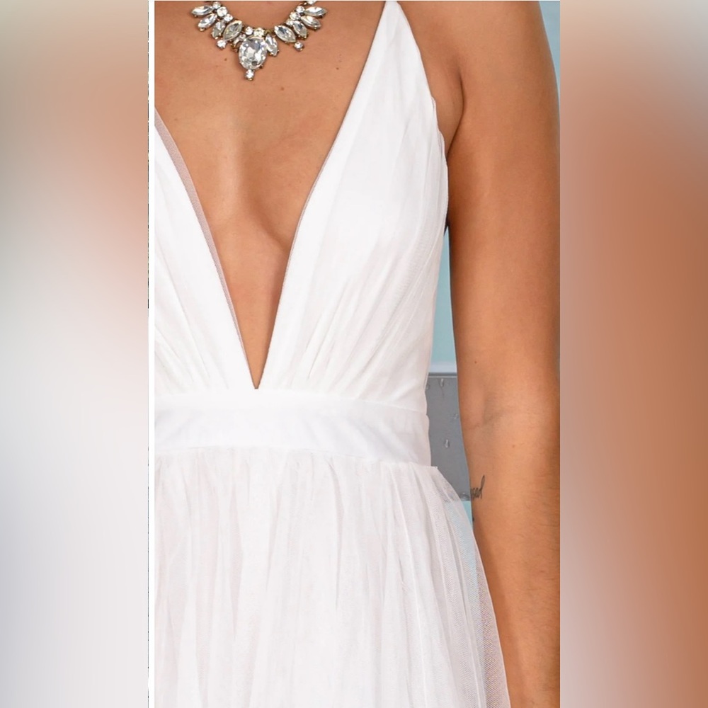 Windsor White Plunging V-Neck Tulle Wedding Dress